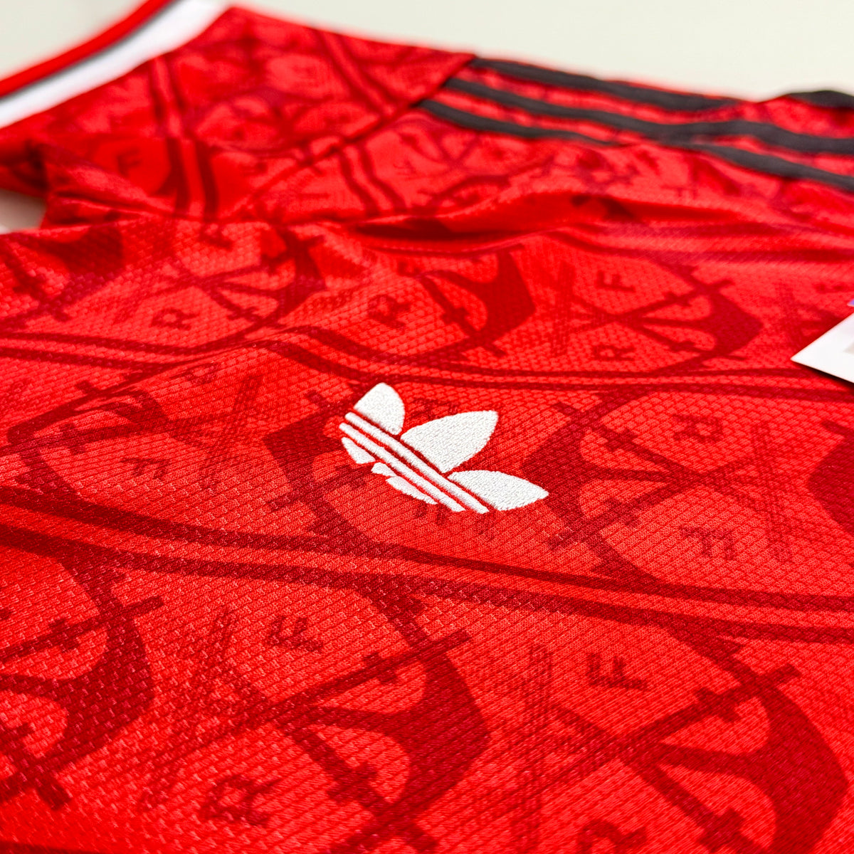 CAMISA FLAMENGO TERCEIRO  FEMININA 26/27 - TORCEDOR