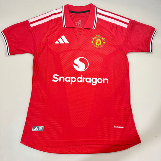 MANCHESTER UNITED TITULAR 26/27 - JOGADOR